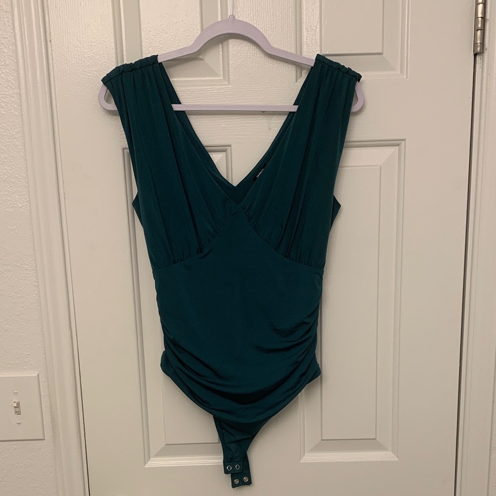 Express Emerald body contour bodysuit